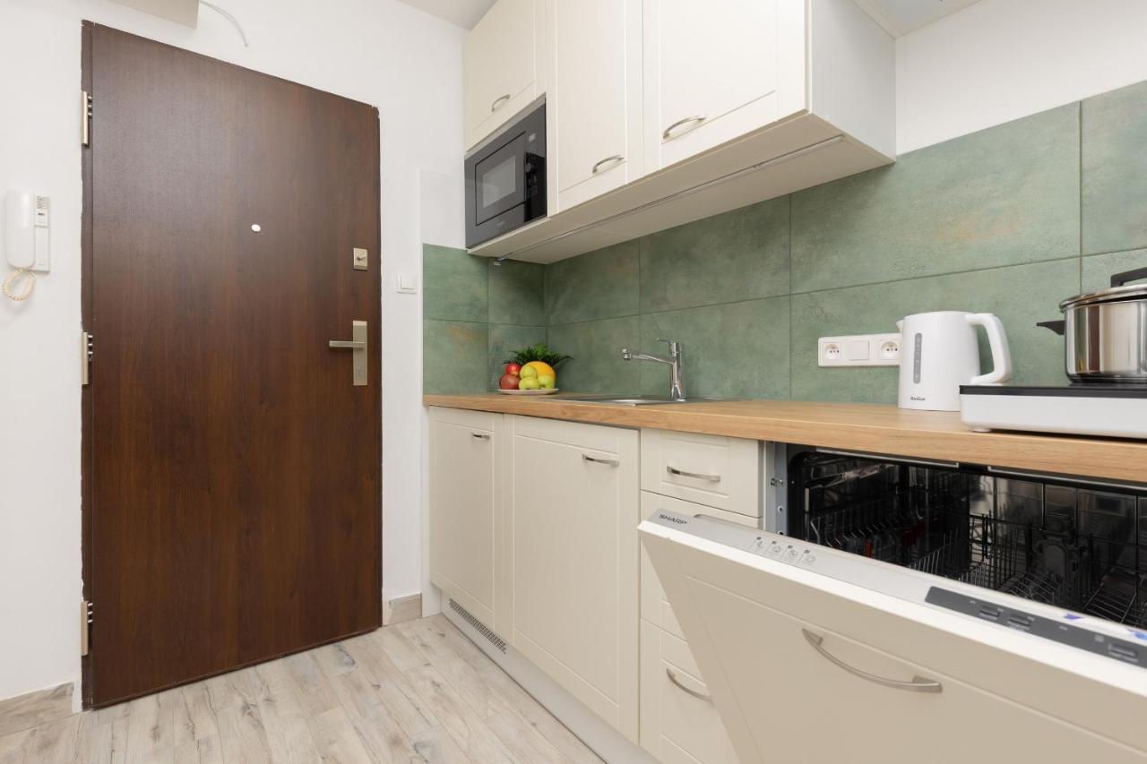 Studio Warsaw Wlochy 1 Sierpnia By Noclegi Renters מראה חיצוני תמונה